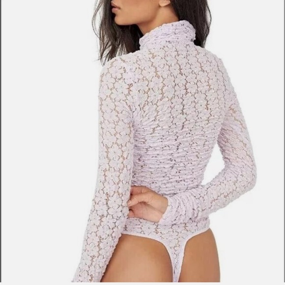 Free people. Lavender Lace Long Sleeve Bodysuit. Size small - Picture 2 of 8